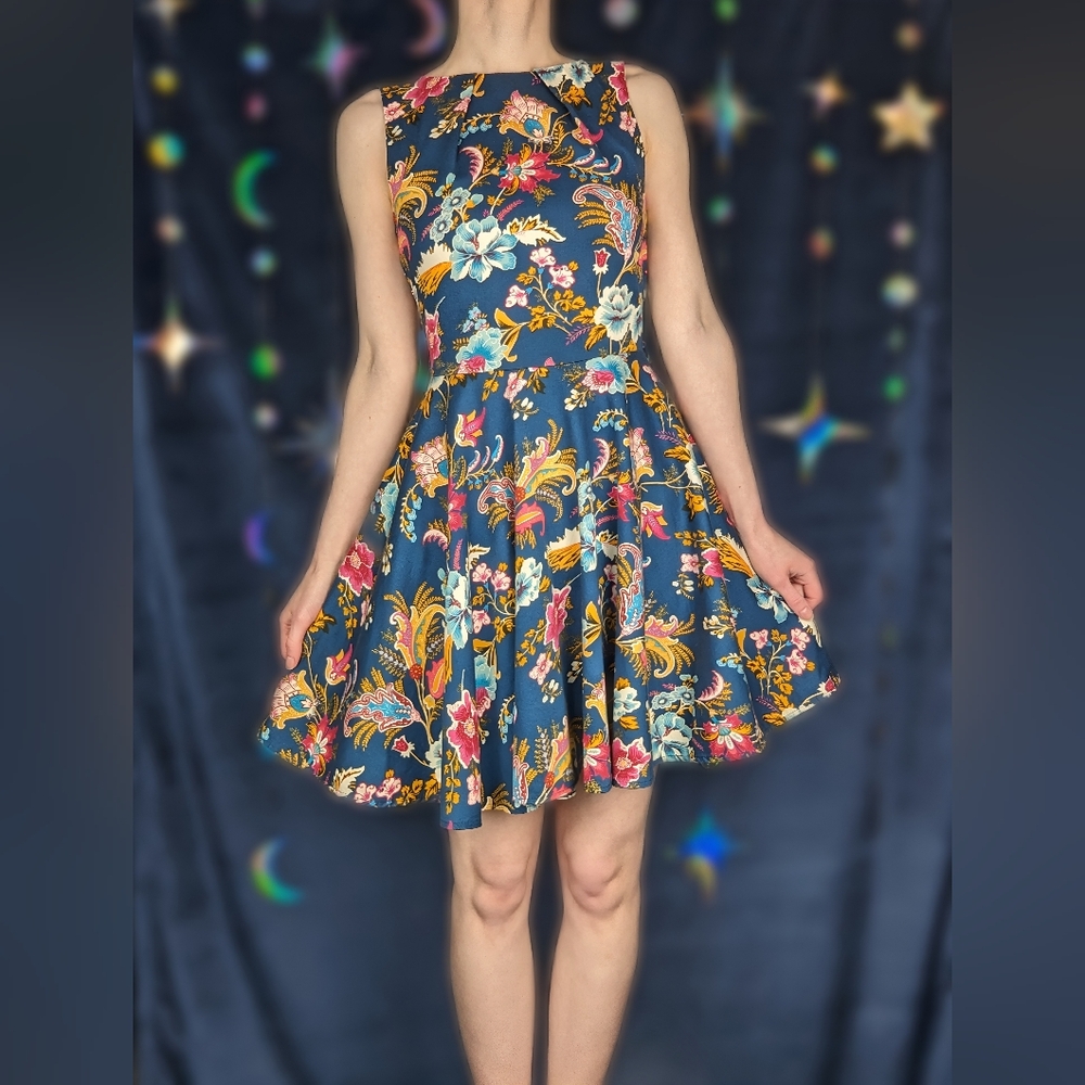 Closet London ModCloth Blue Floral Paisley Sleeveless Mini Dress (US 6/UK 10)
